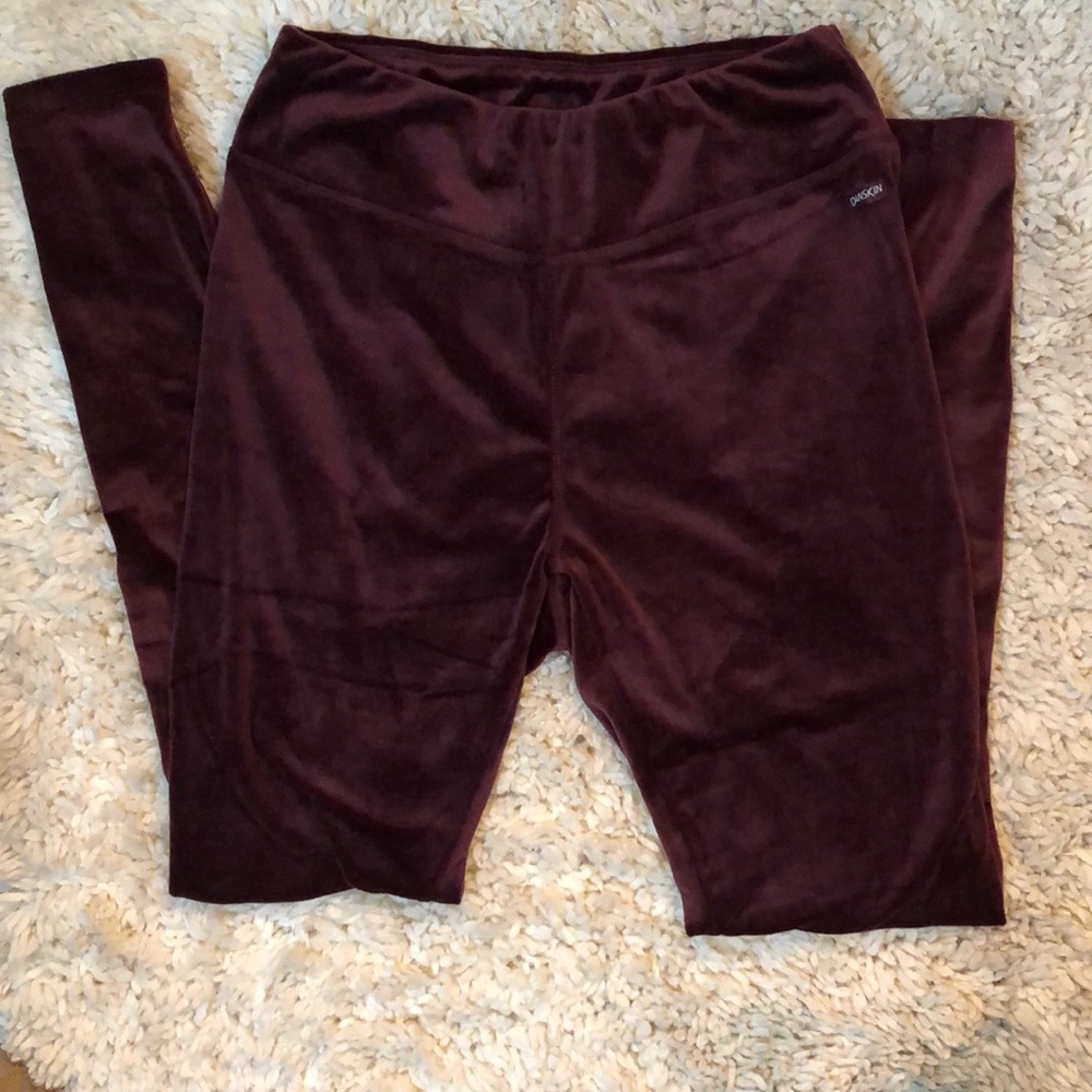 NWT Danskin soft velvet leggings